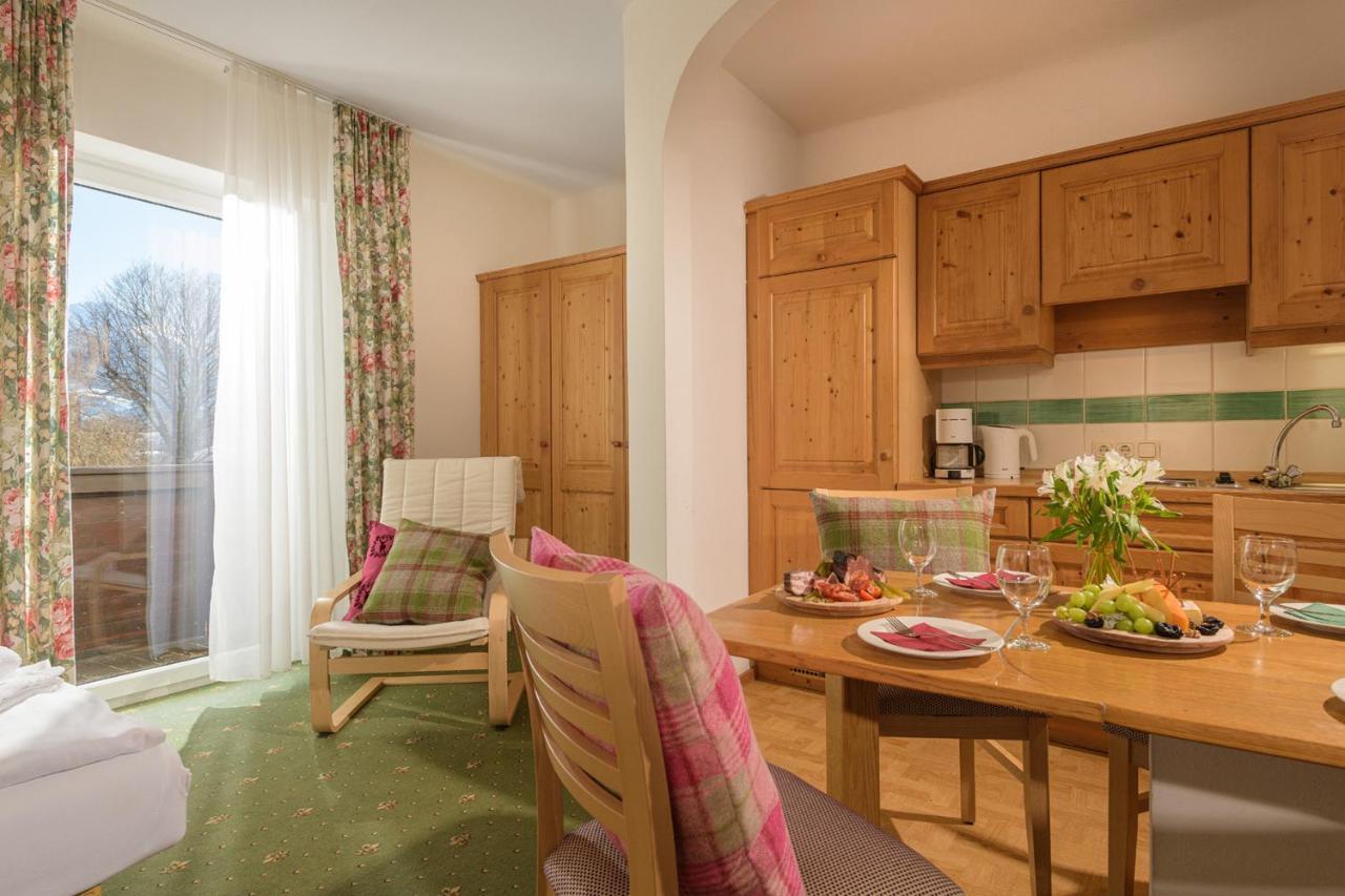 באד הופגסטין Aurora Appartements Inklusive Freiem Thermeneintritt מראה חיצוני תמונה